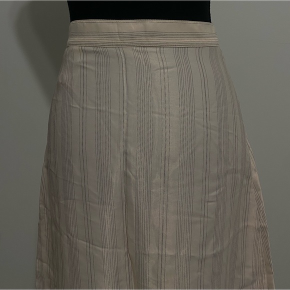 Long Button Skirt - Picture 6 of 10